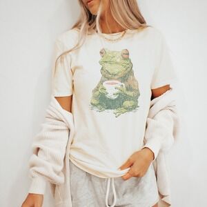 Quirky Frog with Cup Graphic Tee Vintage Woodcut Style